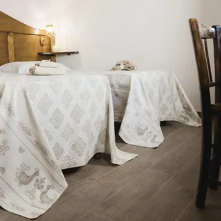Apartment S'arrosa De Monti *