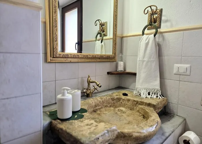 S'arrosa De Monti דירה וילאפוצו