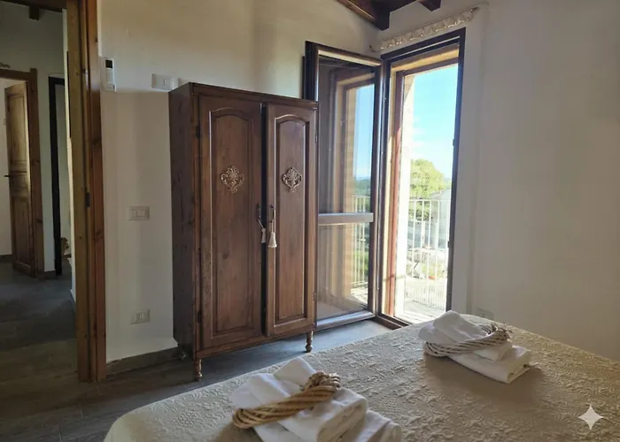 アパート S'arrosa De Monti *