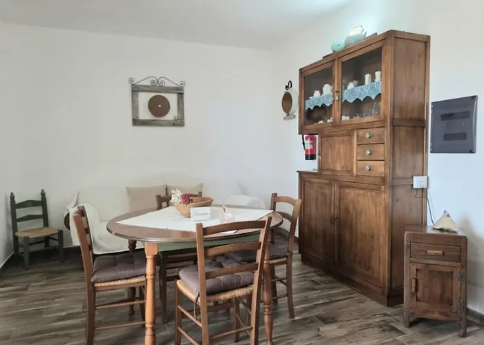 アパート S'arrosa De Monti ヴィッラプッツ